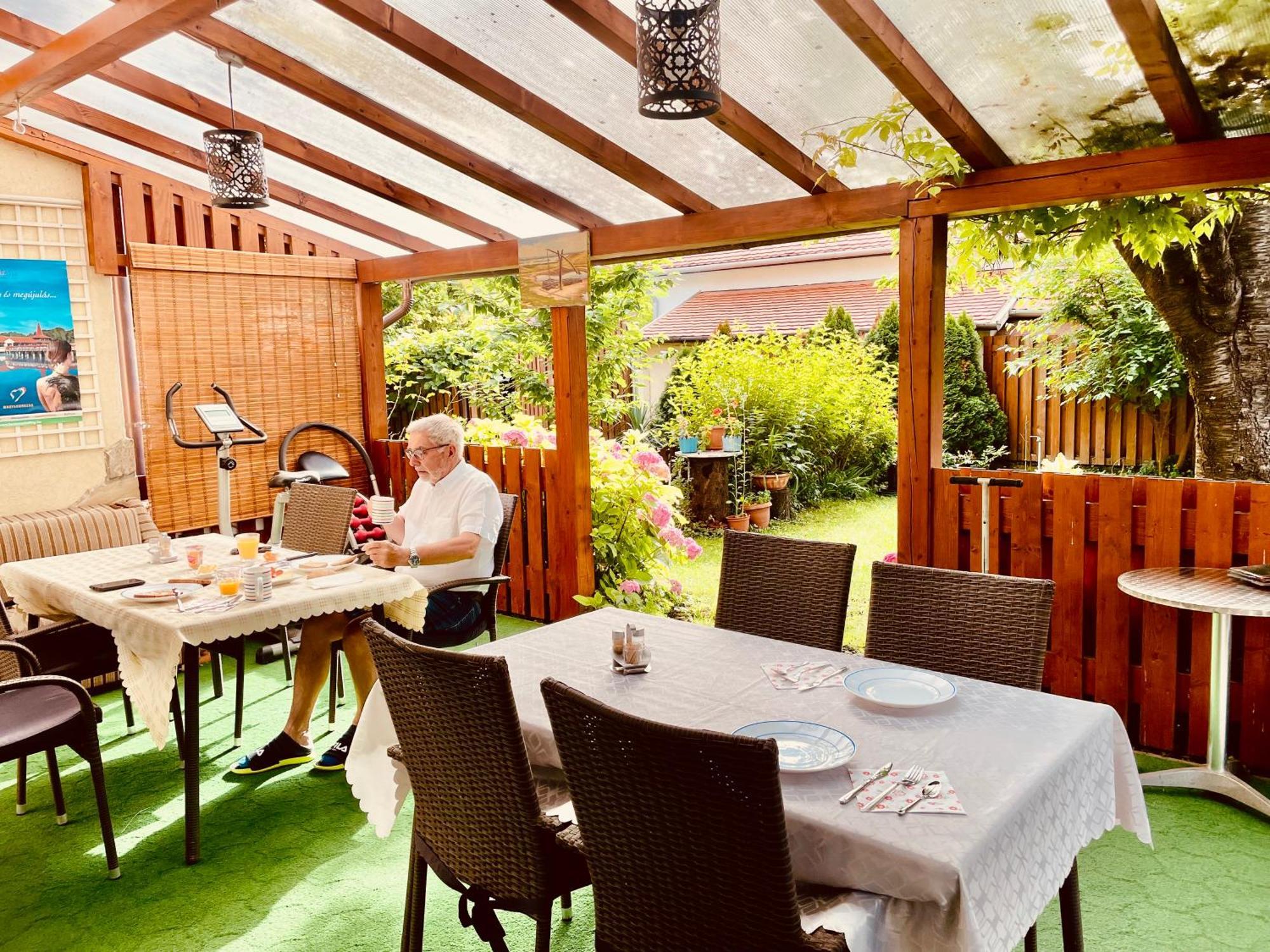 Villa Lux Heviz Luaran gambar