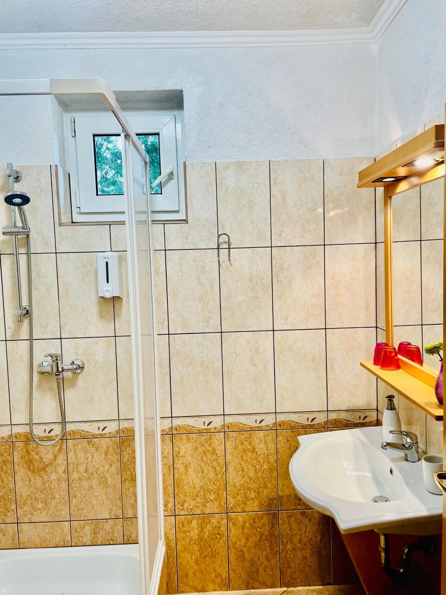 Villa Lux Heviz Luaran gambar